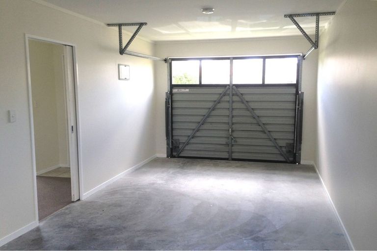 Photo of property in 12 Kona Crescent, Henderson, Auckland, 0610