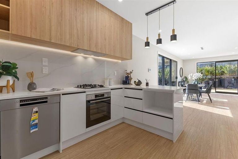 Photo of property in 28 Spudman Rise, Pukekohe, 2120