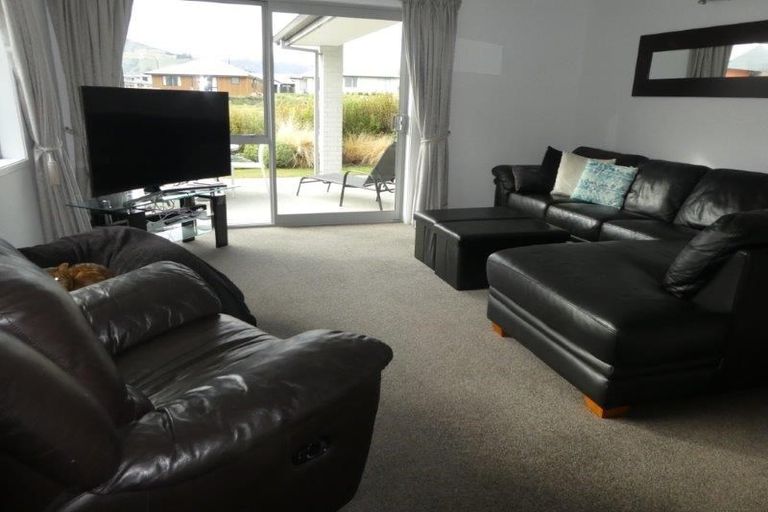 Photo of property in 4 Shipton Court, Lower Shotover, Queenstown, 9304