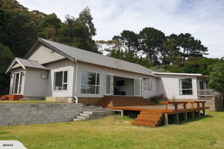 Photo of property in 64 View Hill Road, Little Akaloa, 7583