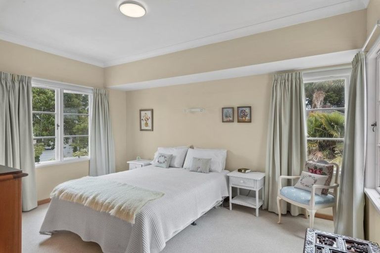 Photo of property in 6 Dodson Avenue, Milford, Auckland, 0620