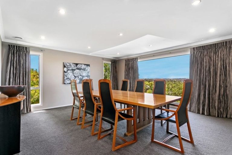 Photo of property in 28 Shera Street, Acacia Bay, Taupo, 3330