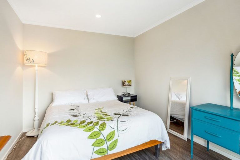 Photo of property in 10 Hastings Street, Waikanae Beach, Waikanae, 5036