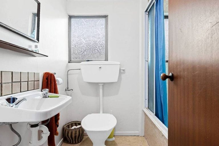 Photo of property in 156 Pages Road, Wainoni, Christchurch, 8061