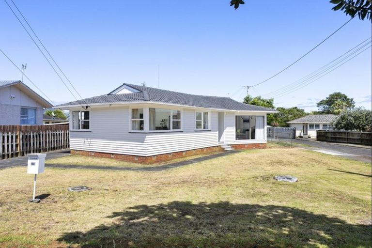 Photo of property in 68 Wallace Road, Mangere Bridge, Auckland, 2022