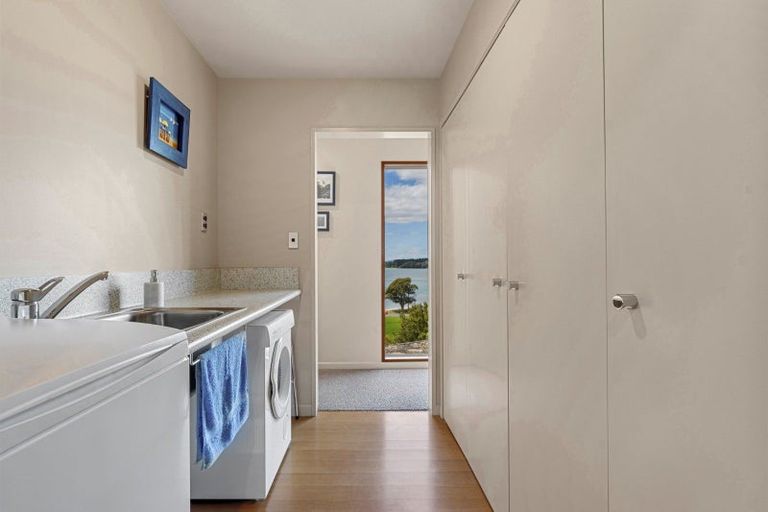 Photo of property in 81 Harbour View Road, Omokoroa, 3114