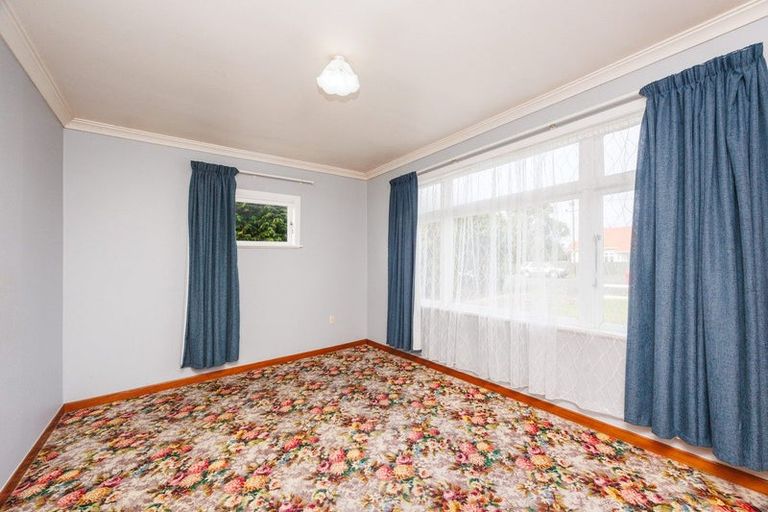 Photo of property in 39 Alexandra Street, Marton, 4710