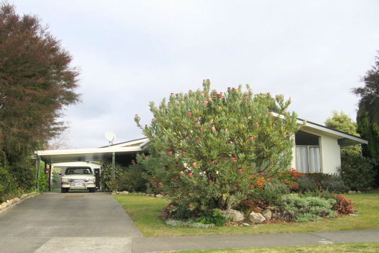 Photo of property in 9 Trigg Crescent, Taradale, Napier, 4112