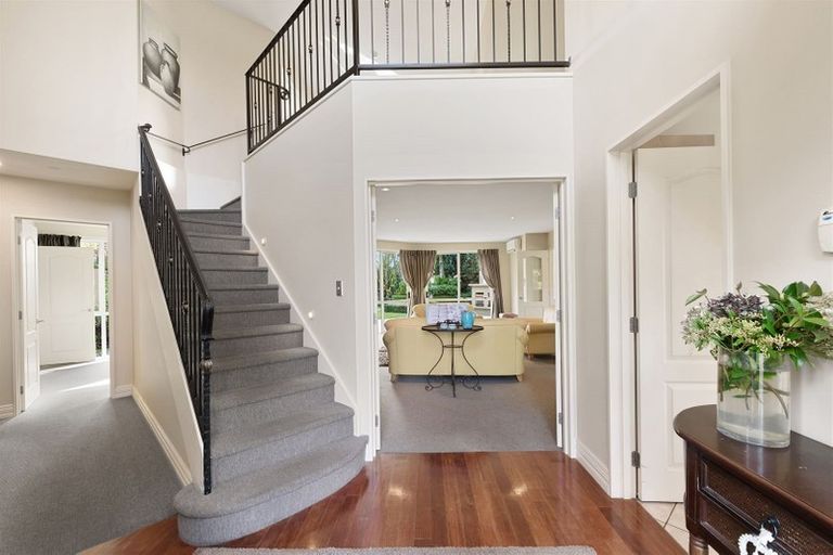 Photo of property in 6 Leabridge Mews, Harewood, Christchurch, 8051