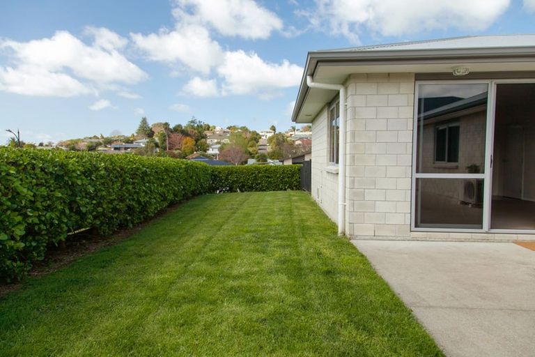 Photo of property in 23 Fairfax Crescent, Pyes Pa, Tauranga, 3112