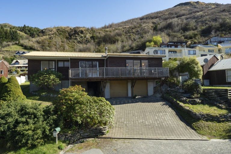 Photo of property in 24 Marina Drive, Frankton, Queenstown, 9300