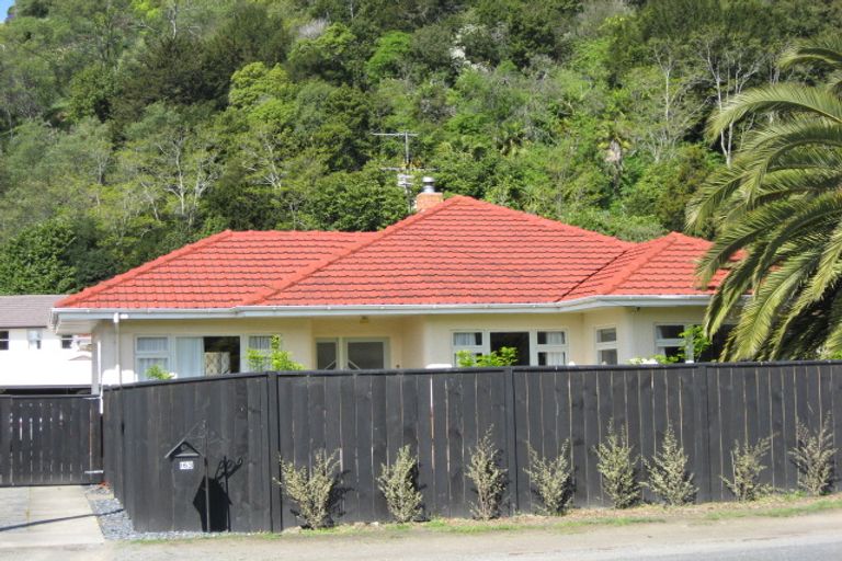 Photo of property in 163 Tasman Street, Nelson, 7010