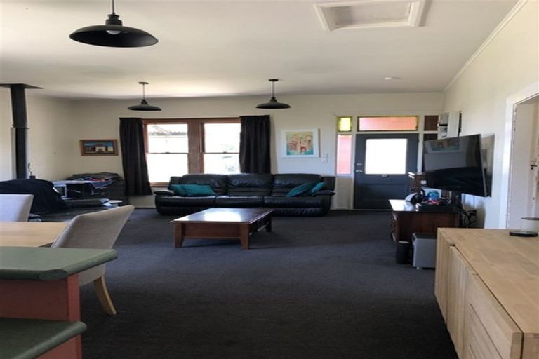 Photo of property in 166 Selwyn Lake Road, Leeston, 7682