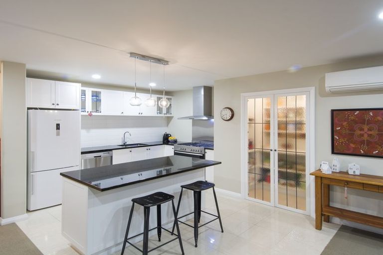 Photo of property in 23 Teal Place, Pyes Pa, Tauranga, 3112