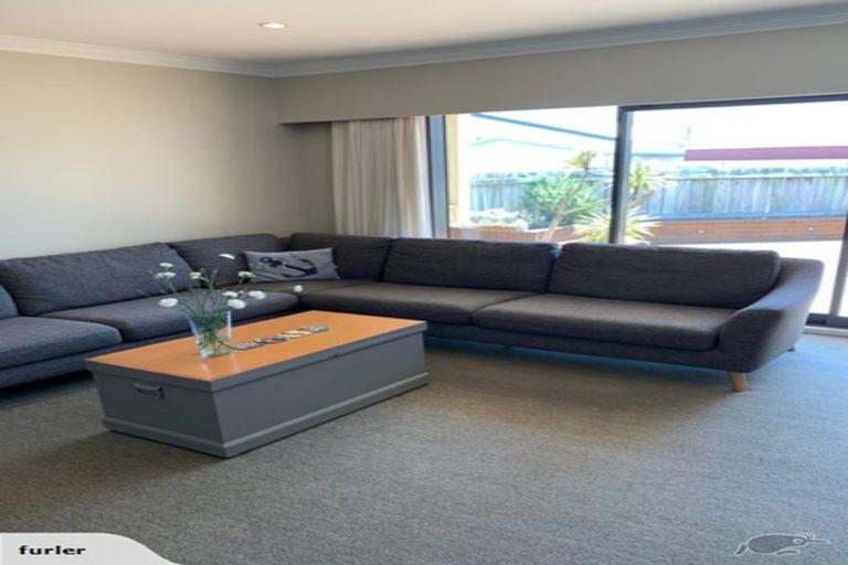 Photo of property in 54 Strathavon Road, Miramar, Wellington, 6022