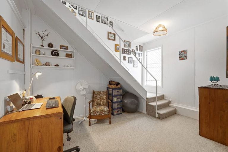 Photo of property in 426 Devon Street West, Lynmouth, New Plymouth, 4310