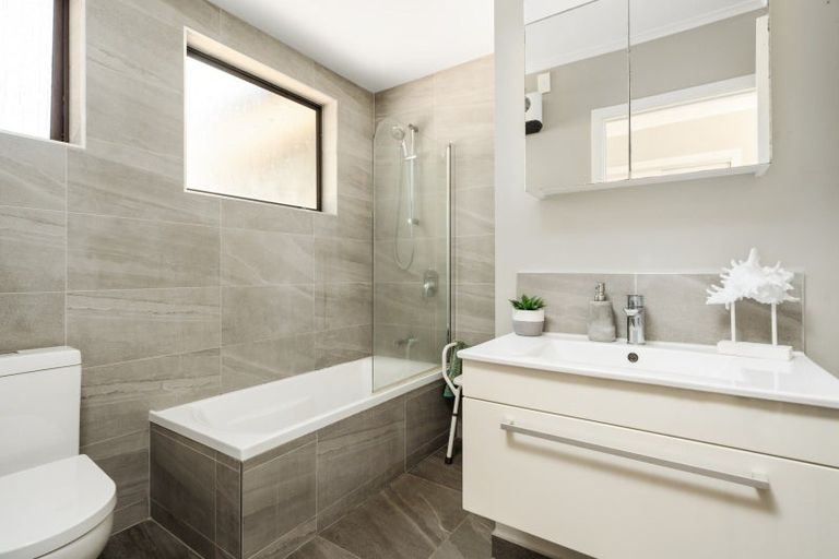 Photo of property in 6 Rutherford Street, Otumoetai, Tauranga, 3110