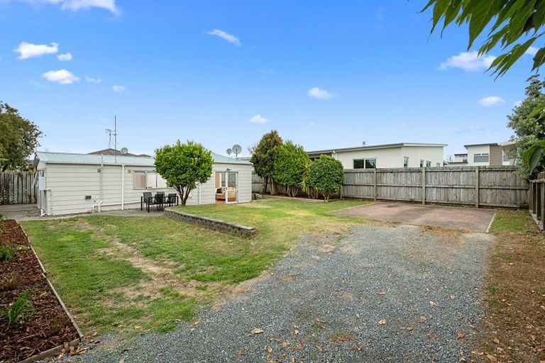 Photo of property in 1208b Papamoa Beach Road, Papamoa Beach, Papamoa, 3118
