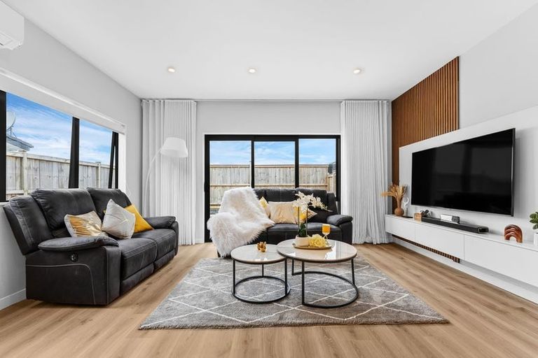 Photo of property in 80b Kahui Parade, Karaka, Papakura, 2113