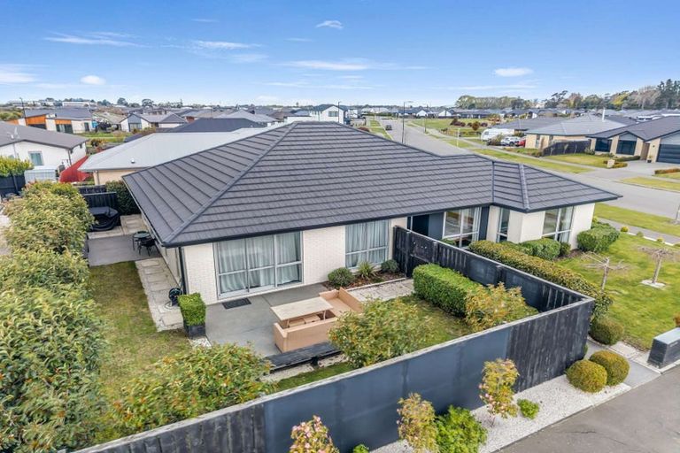 Photo of property in 75 Aviemore Drive, Marshland, Christchurch, 8083