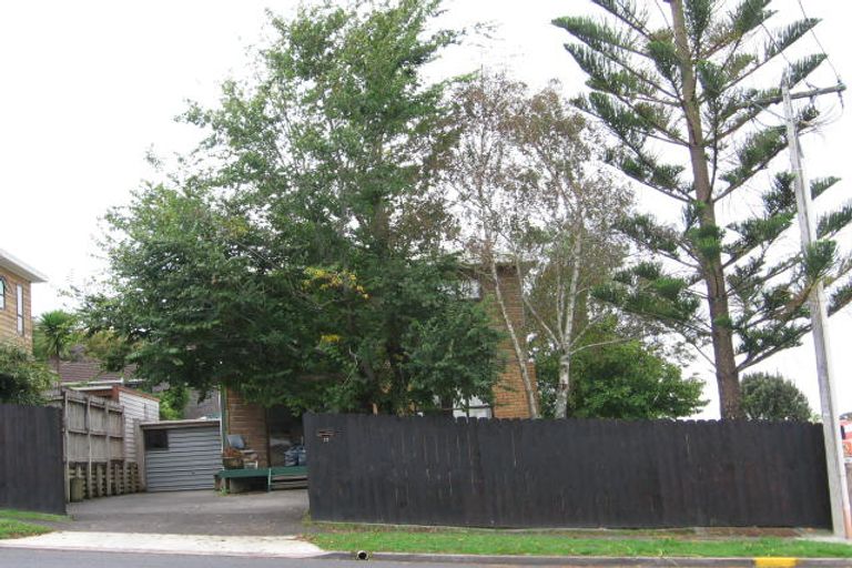 Photo of property in 4/37a Glengarry Road, Glen Eden, Auckland, 0602