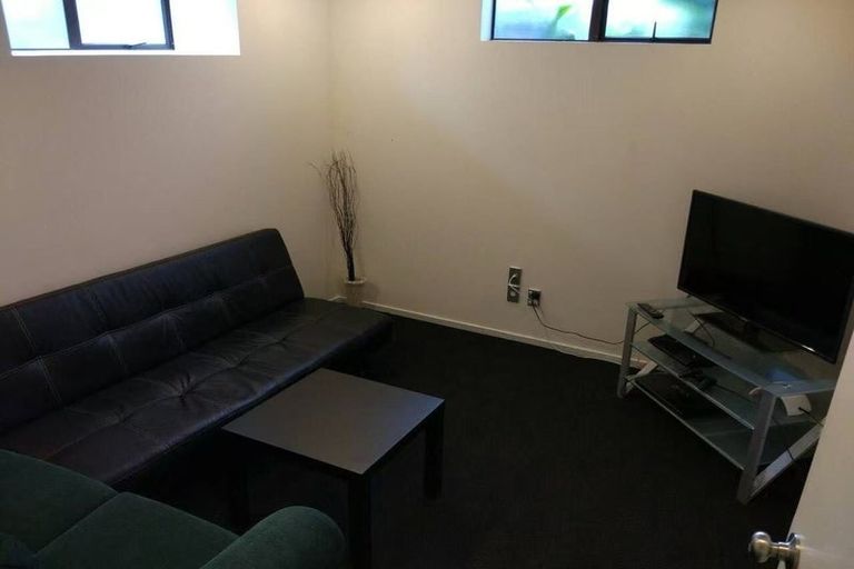 Photo of property in 14 Glendhu Road, Bayview, Auckland, 0629