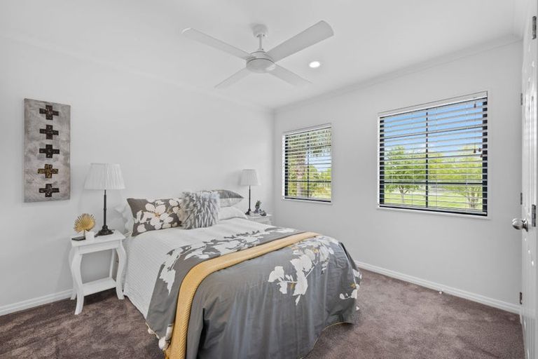 Photo of property in 26 Gunner Drive, Te Atatu Peninsula, Auckland, 0610