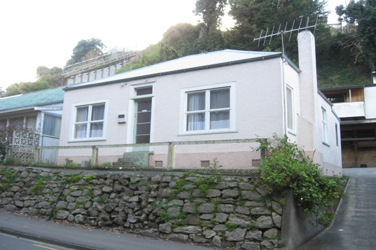 Photo of property in 23 Milton Road, Bluff Hill, Napier, 4110