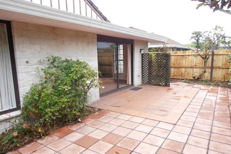 Photo of property in 51 Office Road, Merivale, Christchurch, 8014