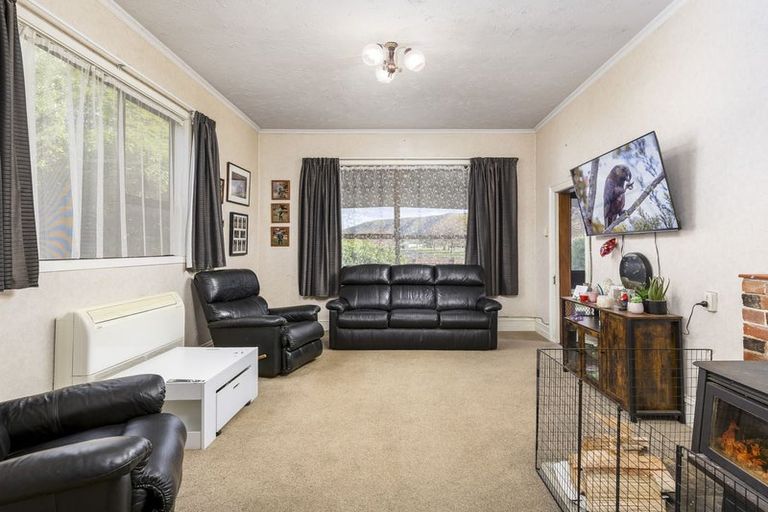 Photo of property in 11 Coronation Street, Waimate, 7924