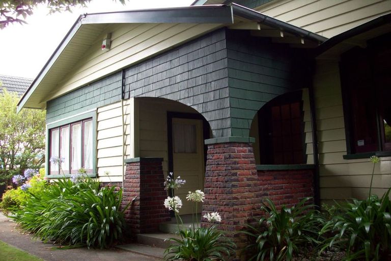 Photo of property in 21 Pencarrow Street, Highbury, Palmerston North, 4412