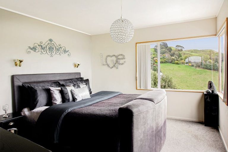 Photo of property in 62 Churchill Drive, Taradale, Napier, 4112