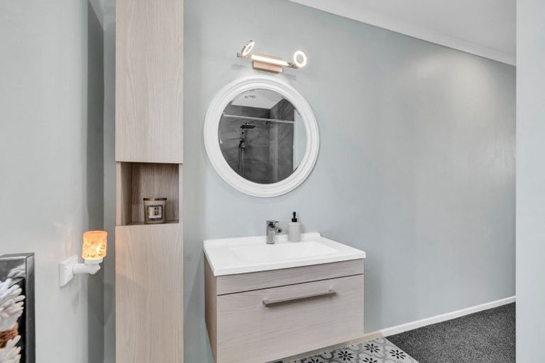 Photo of property in 151 Ngamotu Road, Spotswood, New Plymouth, 4310