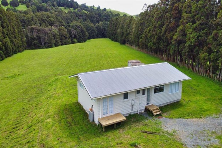 Photo of property in 805 Whangaripo Valley Road, Whangaripo, Wellsford, 0972