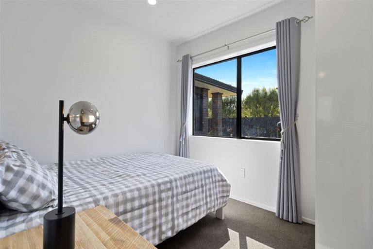 Photo of property in 20 Station Road, Huapai, Kumeu, 0810