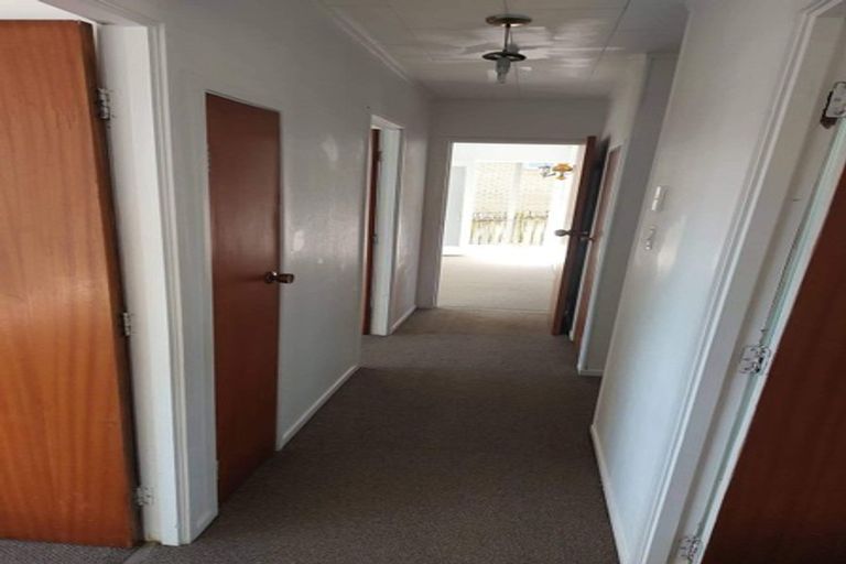 Photo of property in 26 Marvon Downs Avenue, Pakuranga Heights, Auckland, 2010