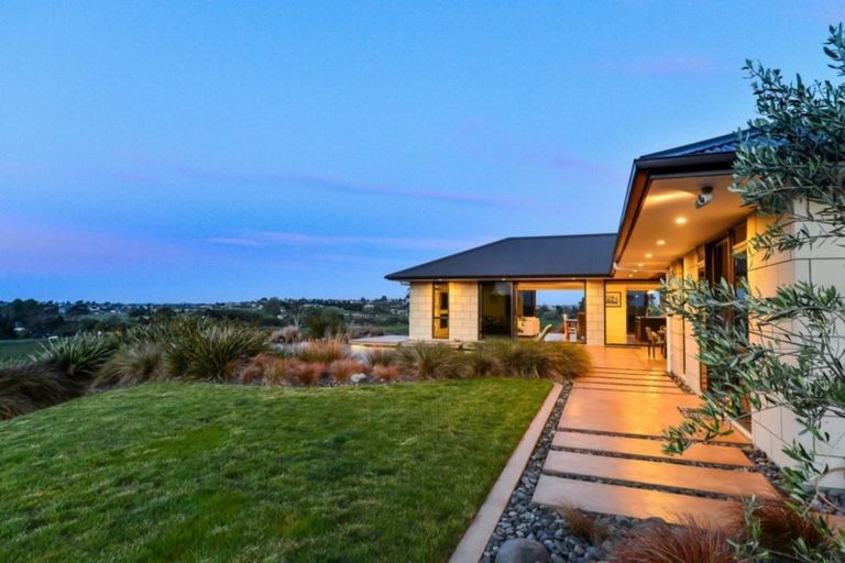 Photo of property in 7 Stonebridge Road, Temple View, Hamilton, 3289