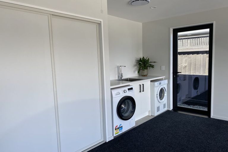 Photo of property in 32 Kiekie Road, Casebrook, 8051