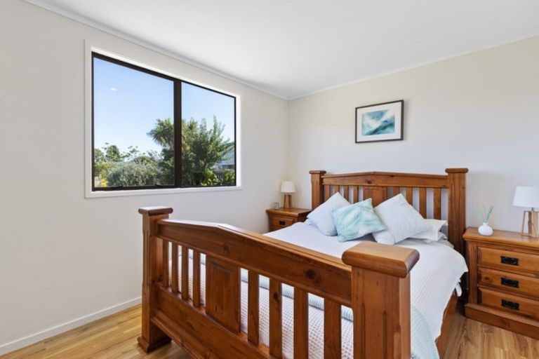 Photo of property in 1a Sunshine Rise, Raglan, 3225