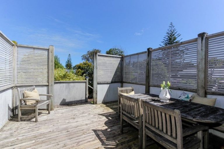 Photo of property in 13 Durham Avenue, Welbourn, New Plymouth, 4312