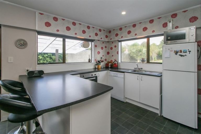 Photo of property in 3 Puriri Street, Inglewood, 4330