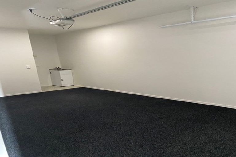 Photo of property in 9 Riroriro Close, Papakura, 2110