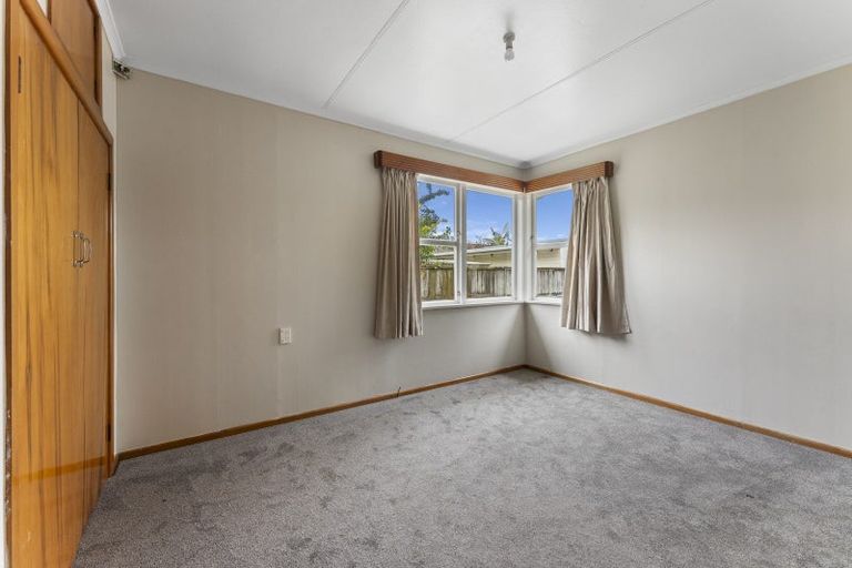 Photo of property in 20 Mckenzie Street, Levin, 5510