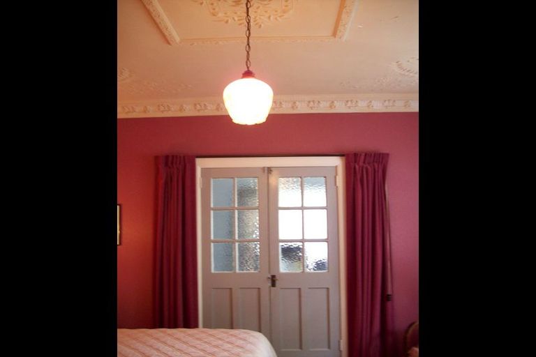 Photo of property in 21 Pencarrow Street, Highbury, Palmerston North, 4412