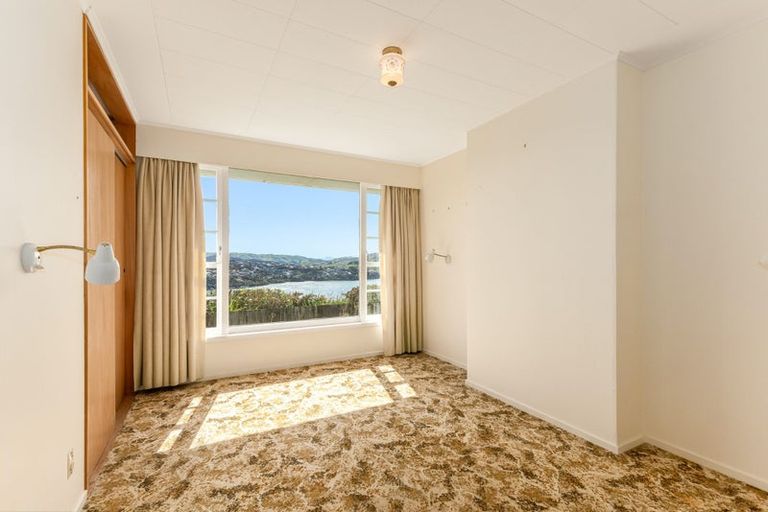 Photo of property in 45 Kahu Road, Paremata, Porirua, 5024