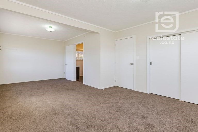 Photo of property in 3/3 Clarks Beach Road, Clarks Beach, 2122