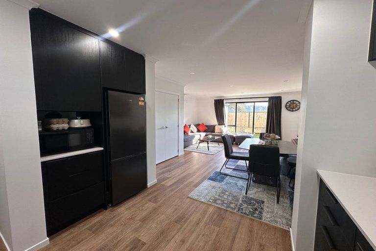 Photo of property in 10 Orongomai Street, Wallaceville, Upper Hutt, 5018