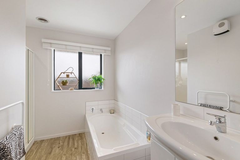 Photo of property in 50 Rowse Street, Rangiora, 7400