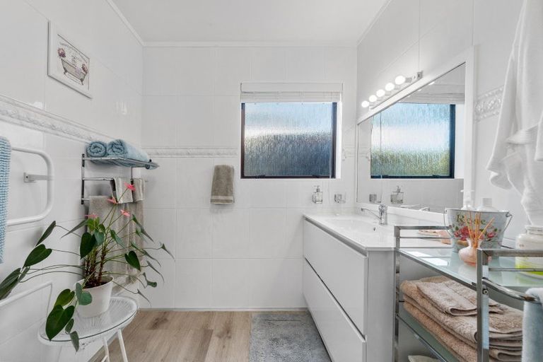 Photo of property in 51 Hillcrest Road, Otumoetai, Tauranga, 3110