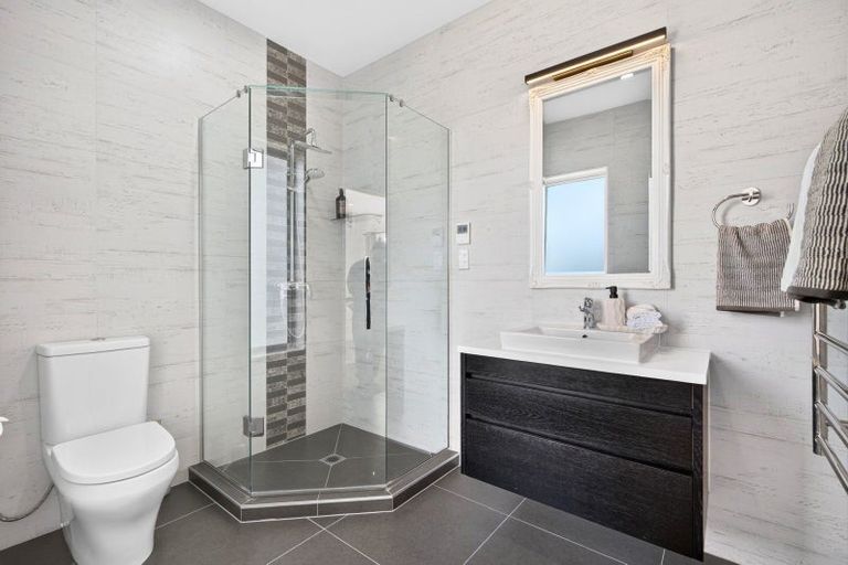 Photo of property in 4 Gemscott Crescent, Huapai, Kumeu, 0810